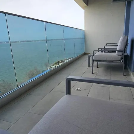 公寓 Panoramic Lake View Loft Boutique 马马亚
