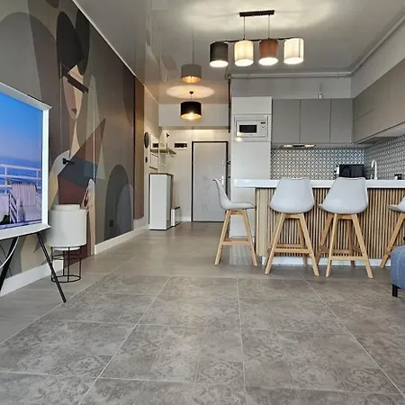 Panoramic Lake View Loft Boutique 公寓