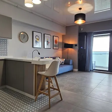 Panoramic Lake View Loft Boutique شقة *