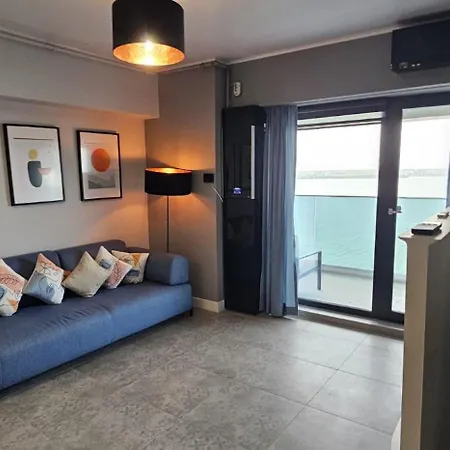 شقة Panoramic Lake View Loft Boutique *